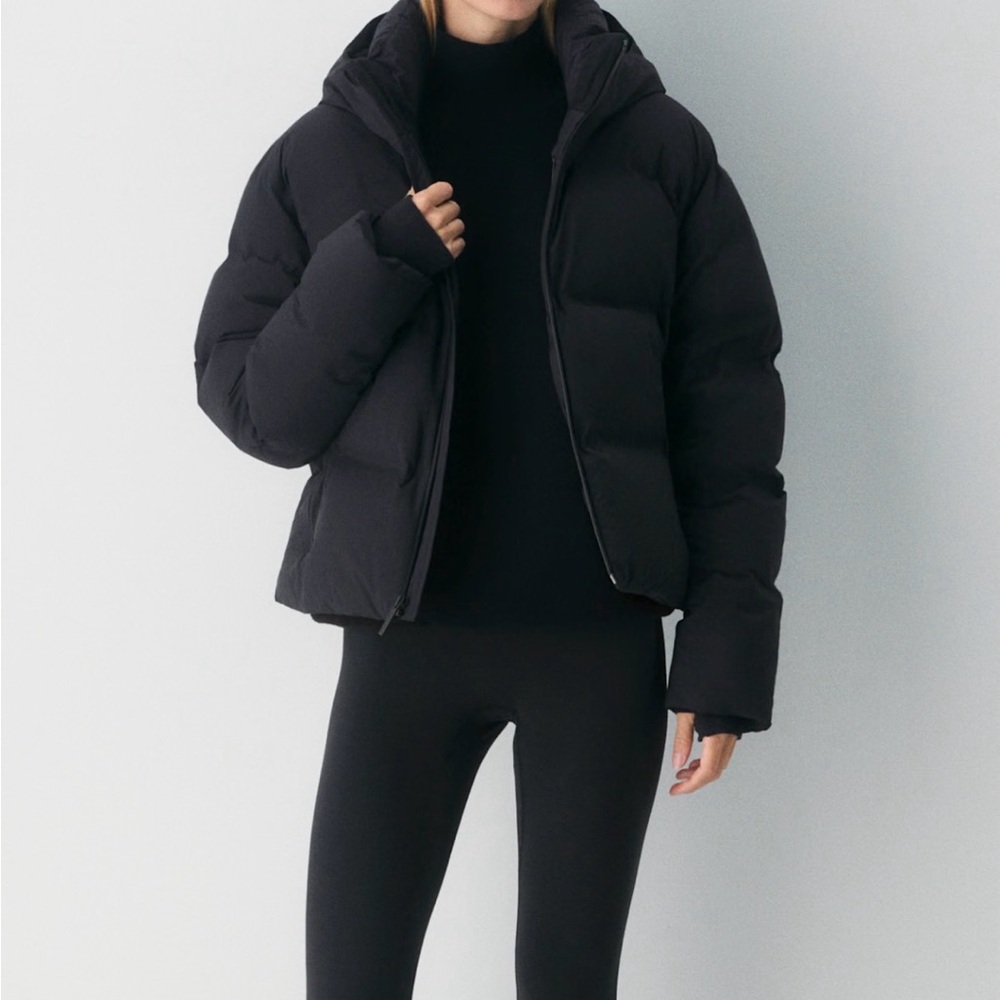 Aritzia Super Puff₂O™ Shorty